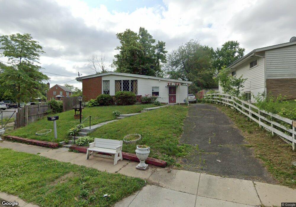 2723 Country Club Rd, Hyattsville, MD 20785 - photo 1