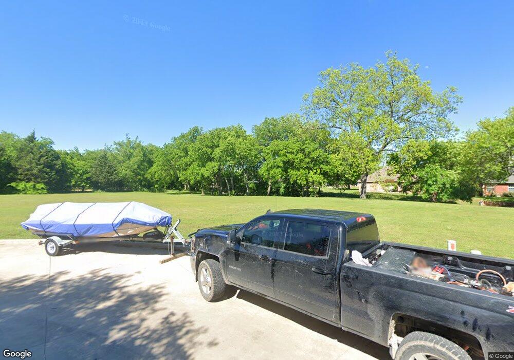 1629 Diamond Cir, Gainesville, TX 76240 - photo 1