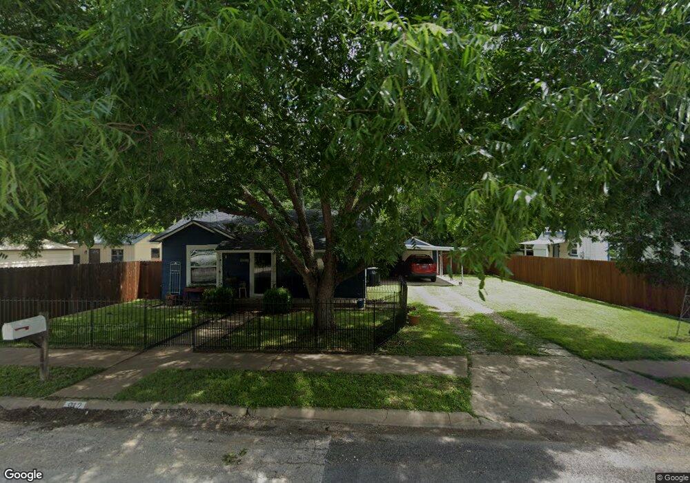 912 Baird St, Cleburne, TX 76033 - photo 1