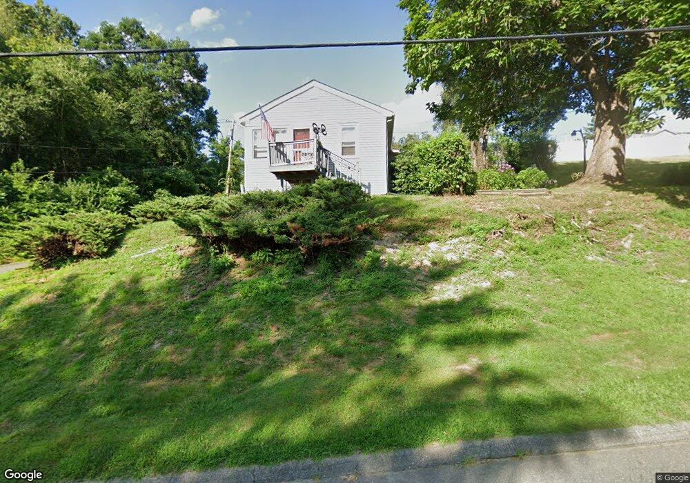 96 Pendleton Ave, Chicopee, MA 01020 - photo 1