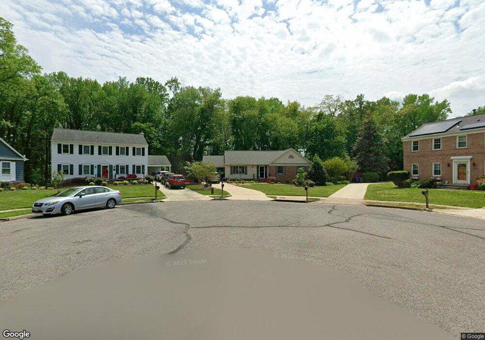 7013 Lamp Post Ln, Alexandria, VA 22306 - photo 1