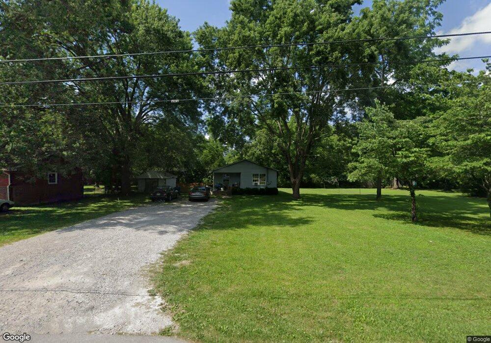 204 Locust St, Manchester, TN 37355 - photo 1