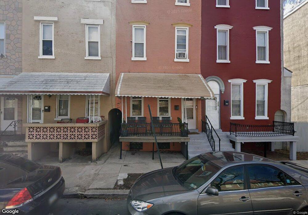 304 Pine St, Reading, PA 19602 - photo 1