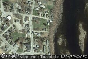 6 Dekin St, Howland, ME 04448