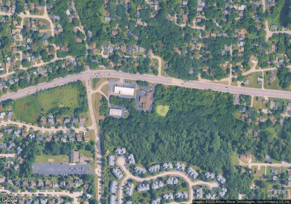 1415 W Algonquin Rd, Algonquin, IL 60102 - photo 1