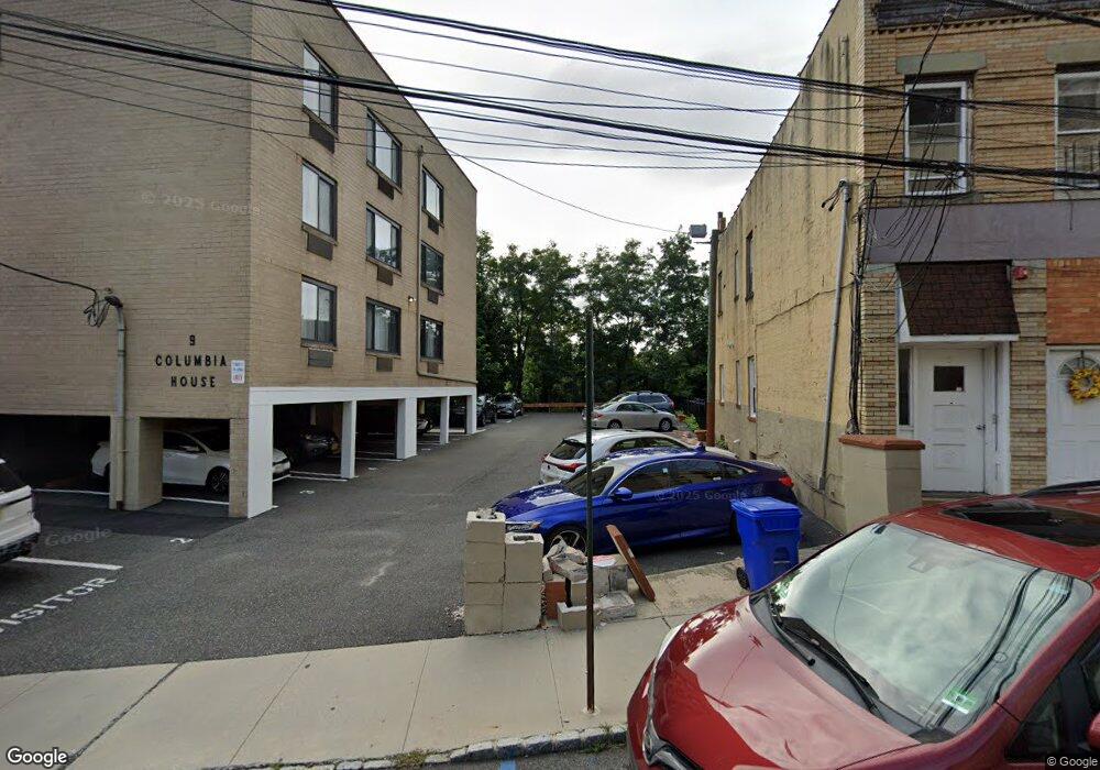 13 Columbia Terrace unit D, Edgewater, NJ 07020 - photo 1