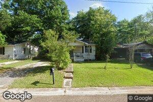 256 5th Ave, Chickasaw, AL 36611