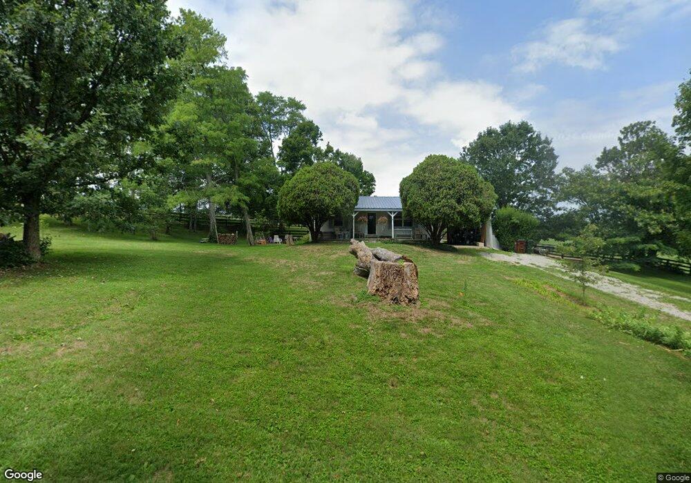 665 Patterson Ln, Versailles, KY 40383 - photo 1