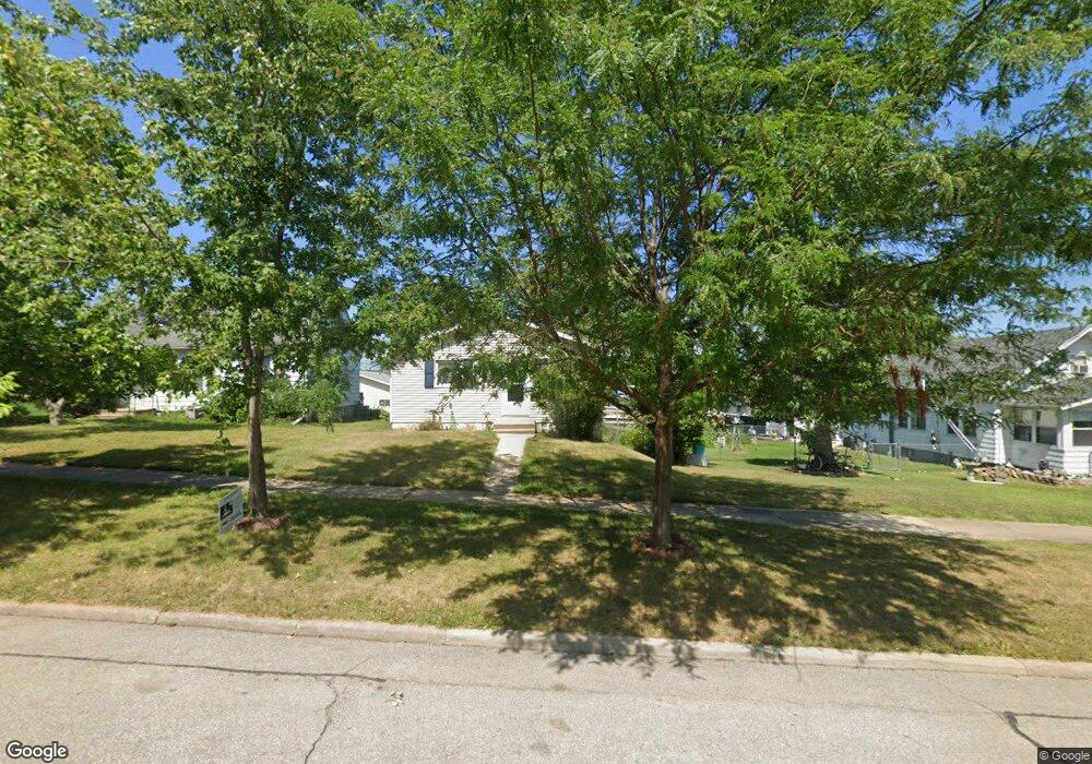 1256 19th Ave SW, Cedar Rapids, IA 52404 - photo 1