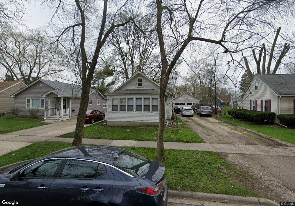 932 Charles St, Aurora, IL 60506 - photo 1