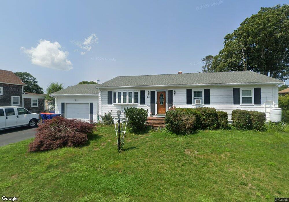 28 Calumet Rd, Fairhaven, MA 02719 - photo 1