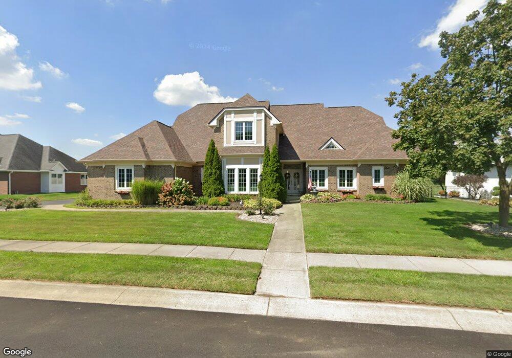 10728 Burning Ridge Ln, Fishers, IN 46037 - photo 1