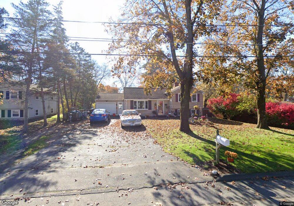 11 Linsal St, Windsor Locks, CT 06096 - photo 1