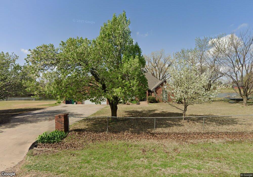 10701 S Center Ln, Oklahoma City, OK 73165 - photo 1