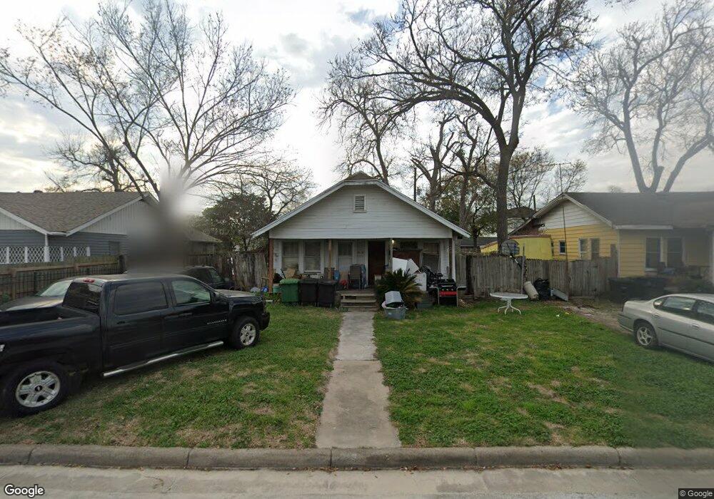 4613 Billingsley St, Houston, TX 77009 - photo 1
