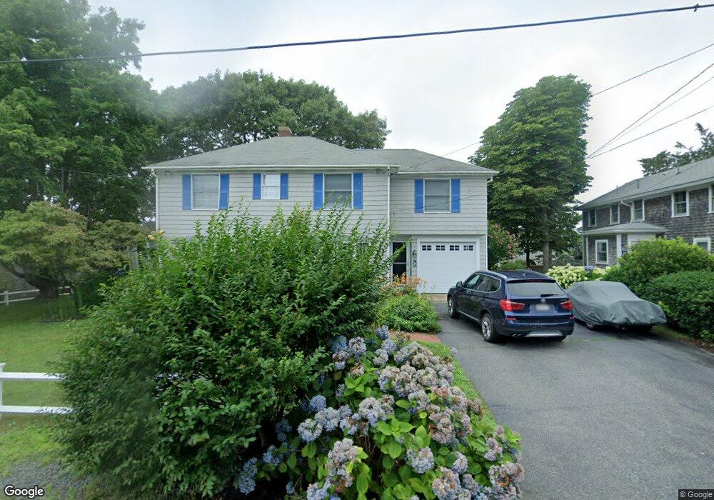 19 Weetamoe Rd, Pocasset, MA 02559 - photo 1