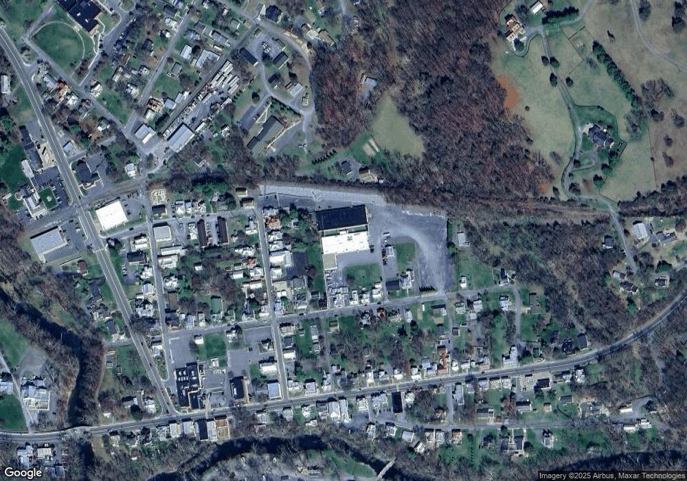 116 N High St, Edinburg, VA 22824 - photo 1