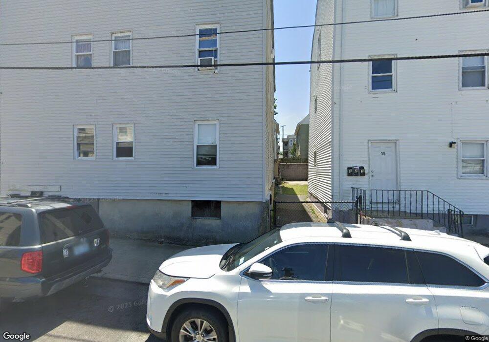 14 Barnes St, Pawtucket, RI 02860 - photo 1