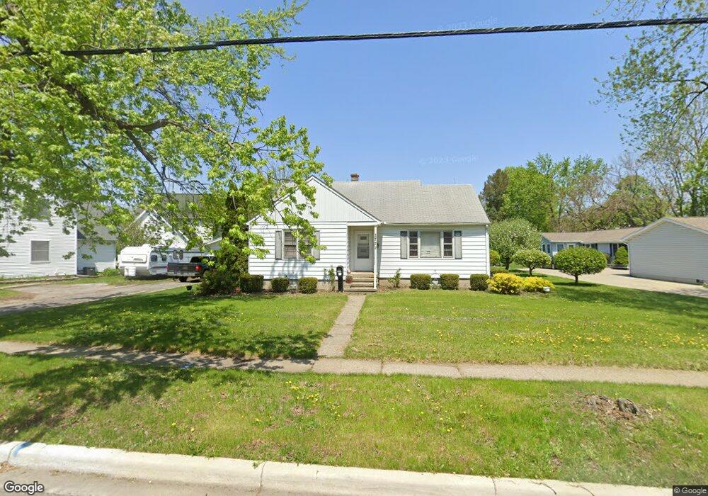 772 W Maple Ave, Adrian, MI 49221 - photo 1