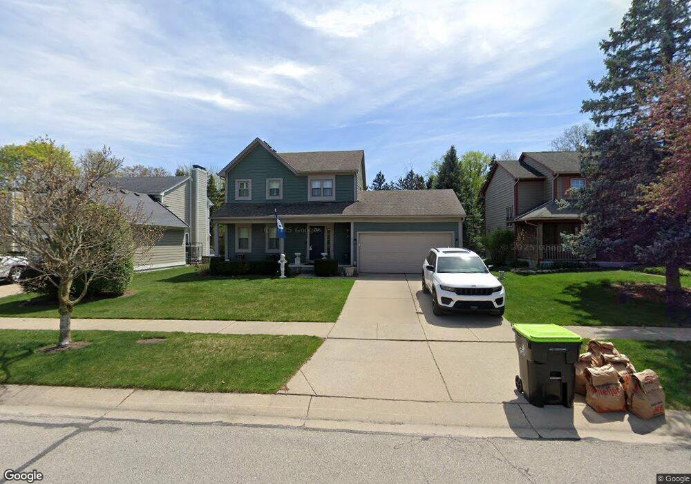 3796 Eaton Gate Ln, Auburn Hills, MI 48326 - photo 1