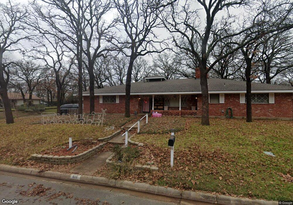 616 Brookview Dr, Hurst, TX 76054 - photo 1