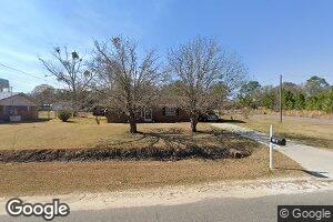 28 S Jackson Ave, Mc Rae Helena, GA 31037