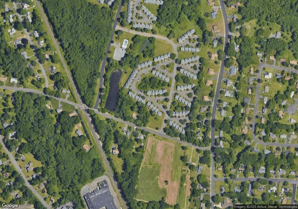 9 Hawthorne Ln, Bloomfield, CT 06002 - photo 1