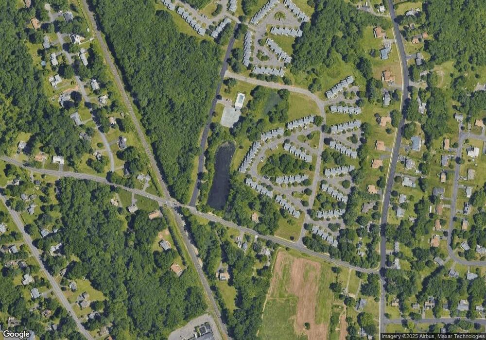 21 Hawthorne Ln, Bloomfield, CT 06002 - photo 1