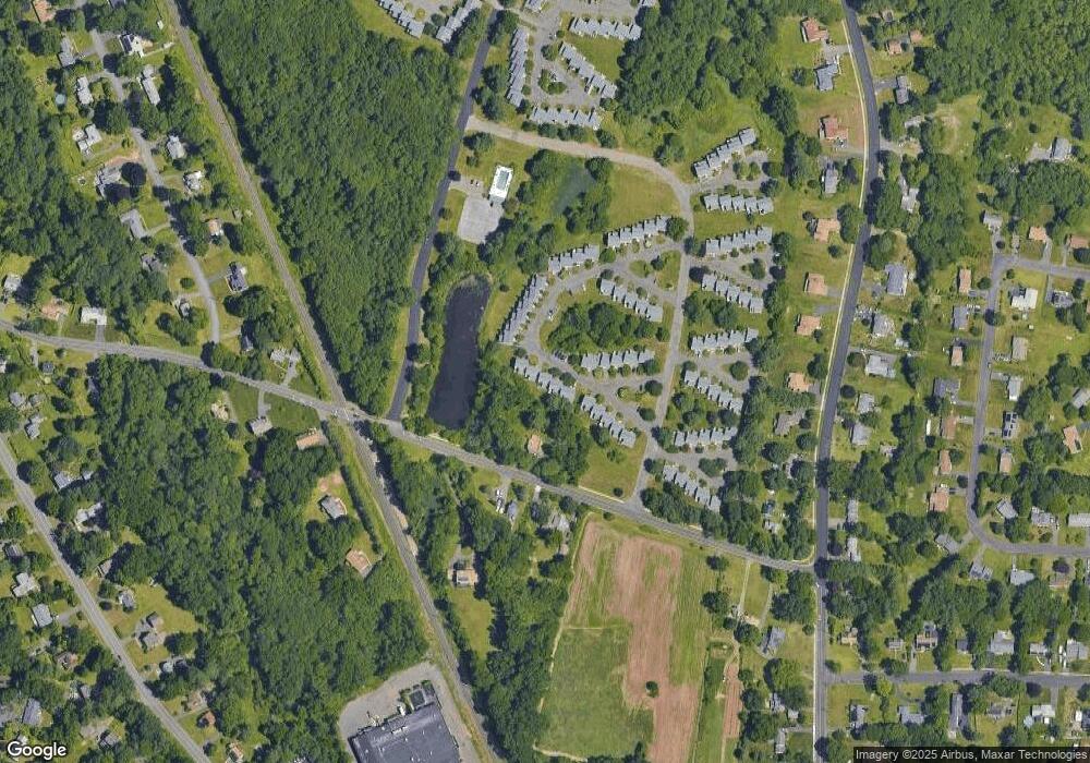 15 Hawthorne Ln, Bloomfield, CT 06002 - photo 1