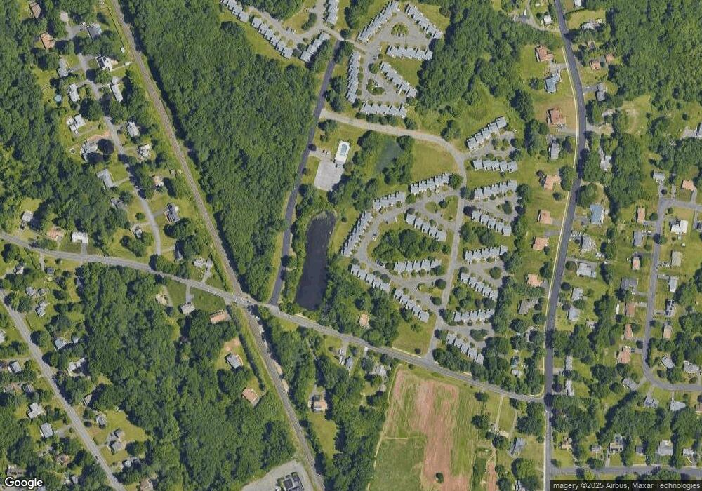 23 Hawthorne Ln, Bloomfield, CT 06002 - photo 1