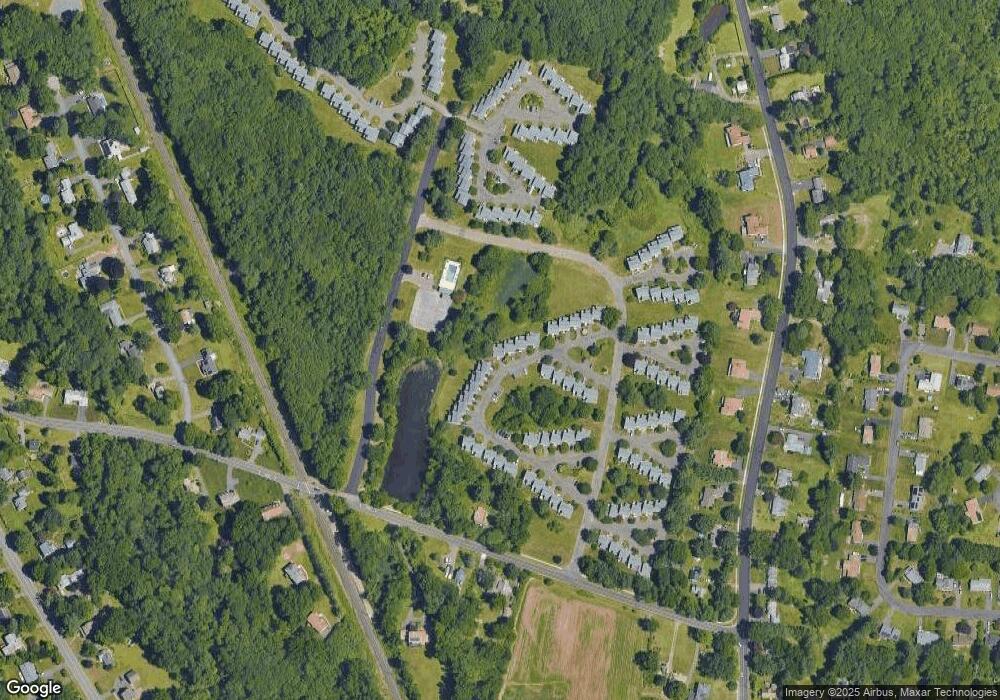 33 Hawthorne Ln, Bloomfield, CT 06002 - photo 1