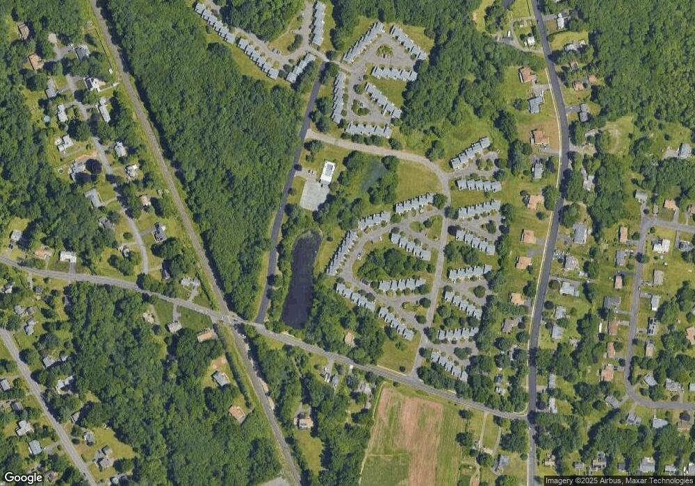 29 Hawthorne Ln, Bloomfield, CT 06002 - photo 1