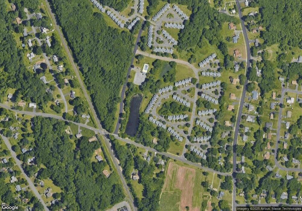 25 Hawthorne Ln, Bloomfield, CT 06002 - photo 1