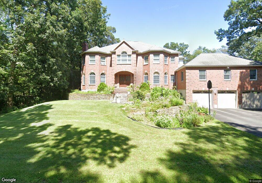 22 Thoreau Rd, Lexington, MA 02420 - photo 1