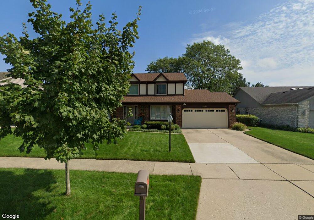 2307 Phillips Dr, Glenview, IL 60026 - photo 1