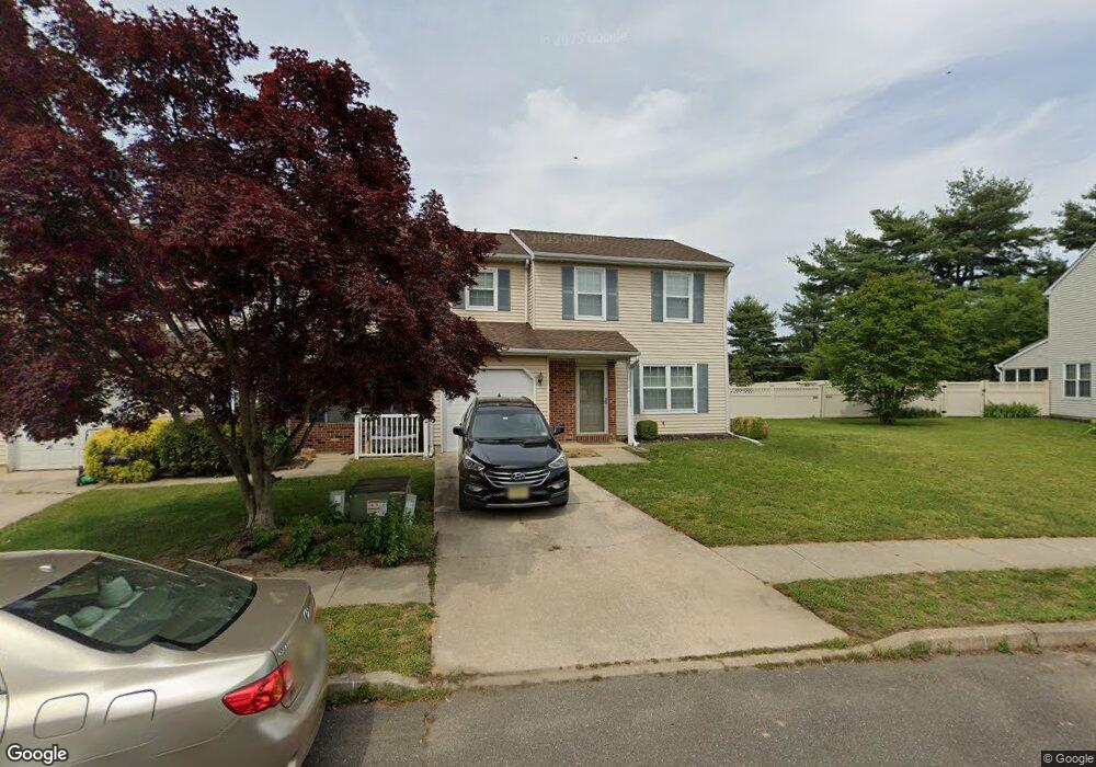 207 Lafayette Dr, Swedesboro, NJ 08085 - photo 1