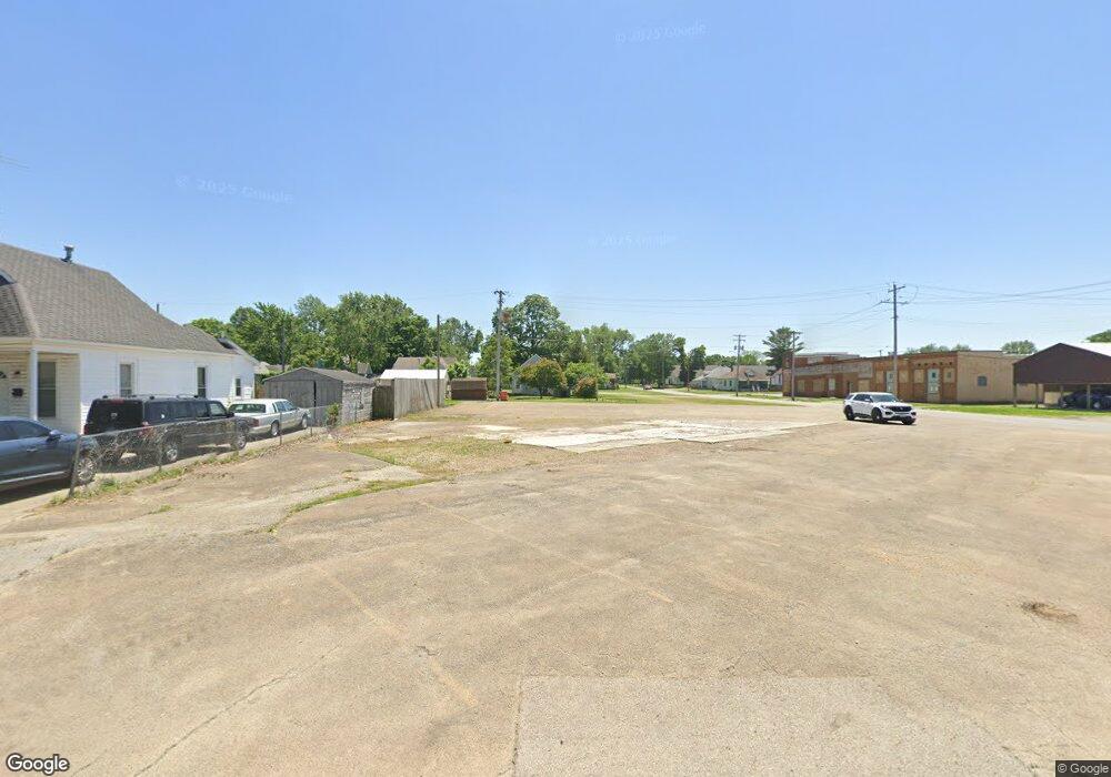 1201 Dewitt Ave, Mattoon, IL 61938 - photo 1