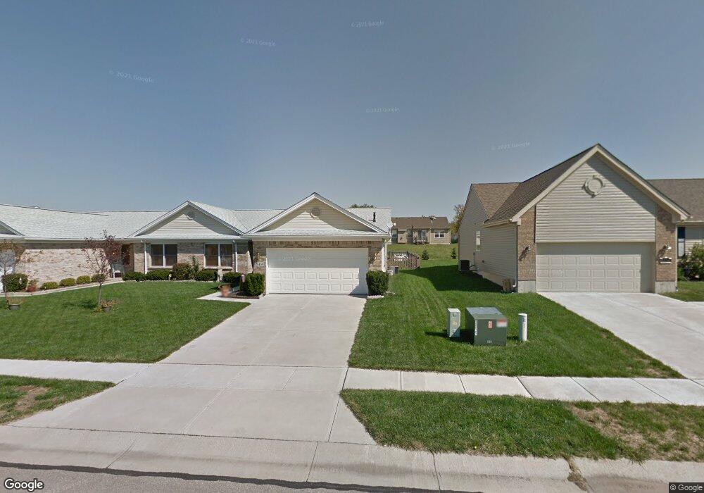 549 Jodee Dr, Xenia, OH 45385 - photo 1