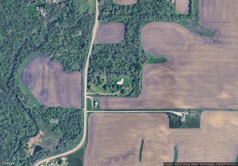 3521 E Otter Rd, Marion, IA 52302 - photo 1