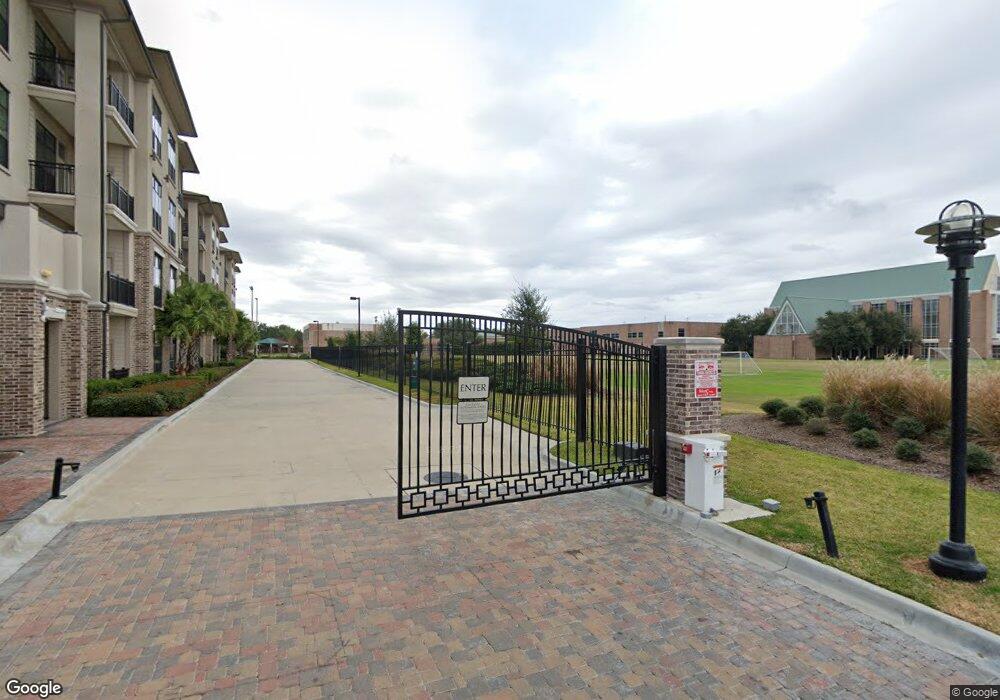 12438 Tildon unit D, Houston, TX 77042 - photo 1