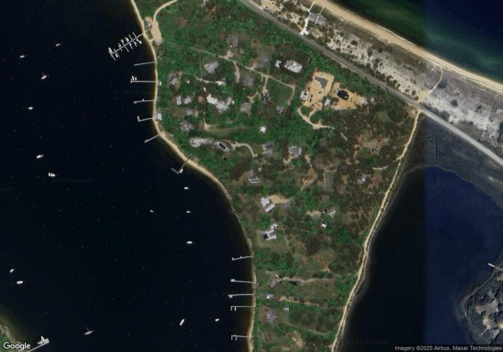 7 Caleb Pond Ln, Edgartown, MA 02539 - photo 1