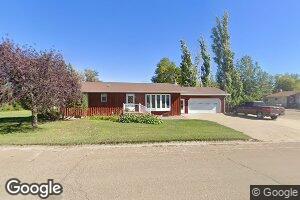 320 S Montana Ave, Fairview, MT 59221