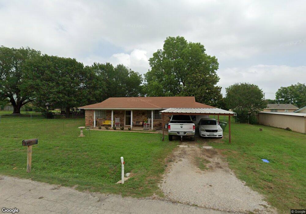 820 N Avenue A, Springtown, TX 76082 - photo 1