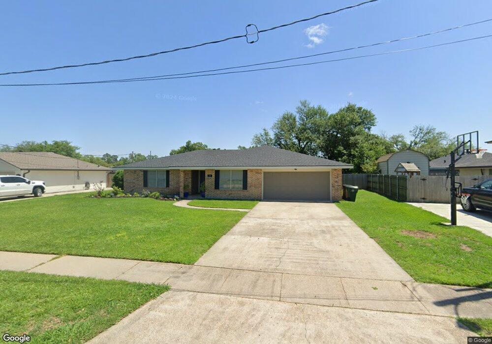 225 Bonvue St, Lake Charles, LA 70605 - photo 1