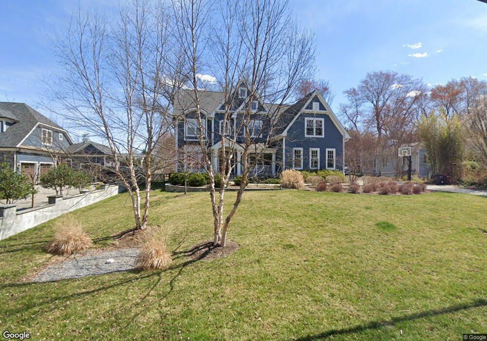 1623 Forest Ln, McLean, VA 22101 - photo 1