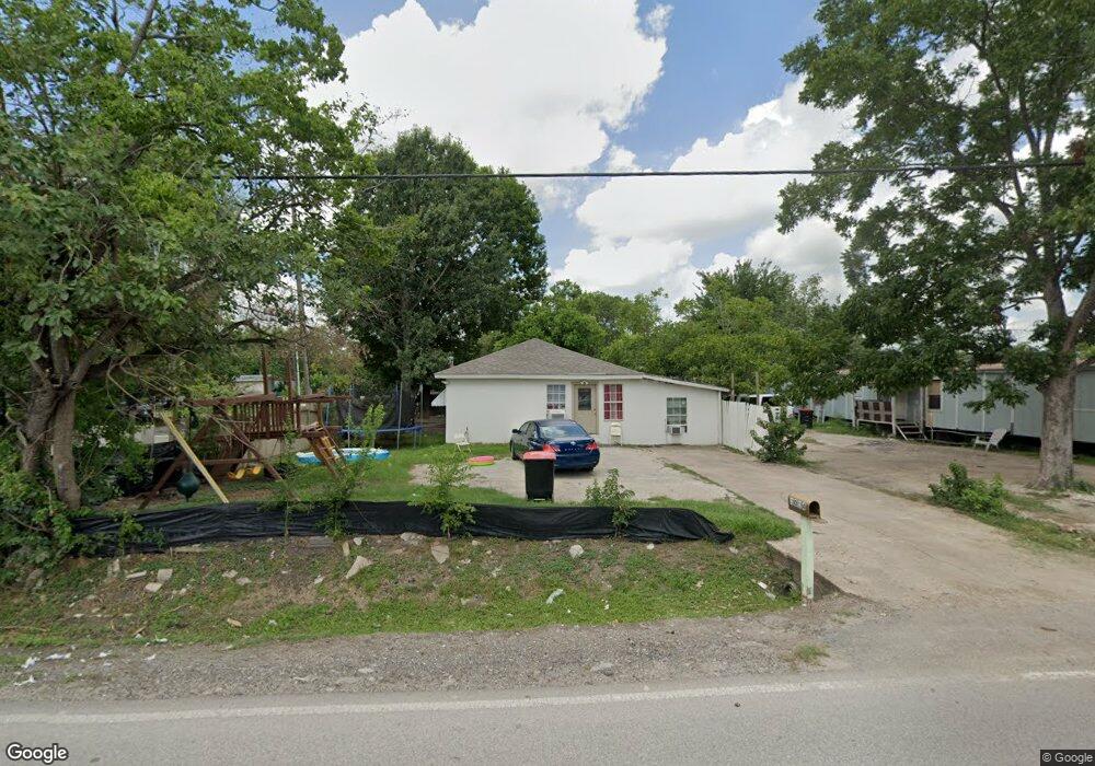 1014 Cloverleaf St, Houston, TX 77015 - photo 1