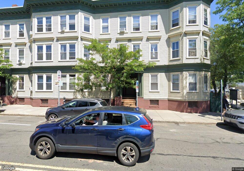 1423 Cambridge St unit 2, Cambridge, MA 02139 - photo 1