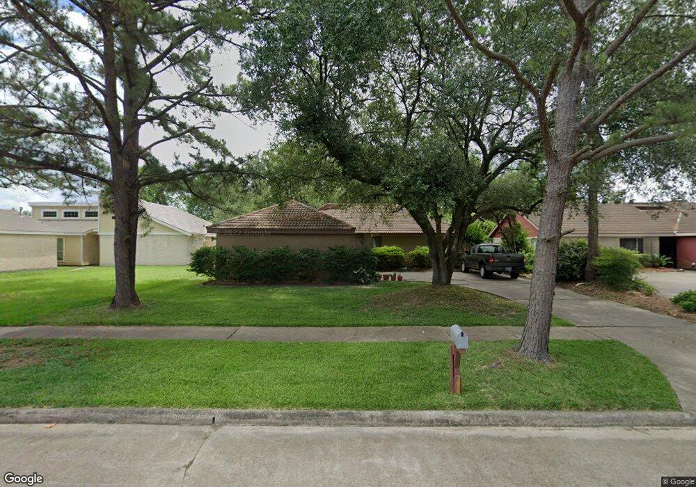 7666 Athlone Dr, Houston, TX 77088 - photo 1