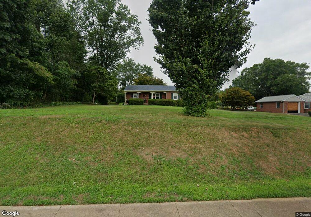 616 Broadview Ave, Warrenton, VA 20186 - photo 1