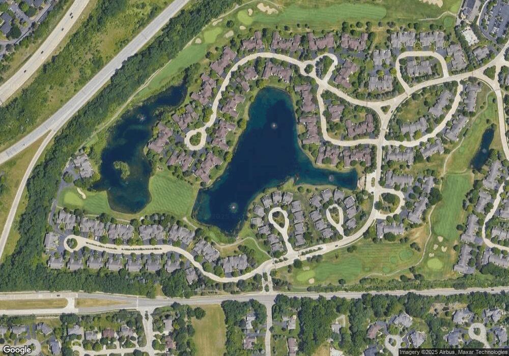 2472 Thistle Pointe, Bloomfield Hills, MI 48304 - photo 1